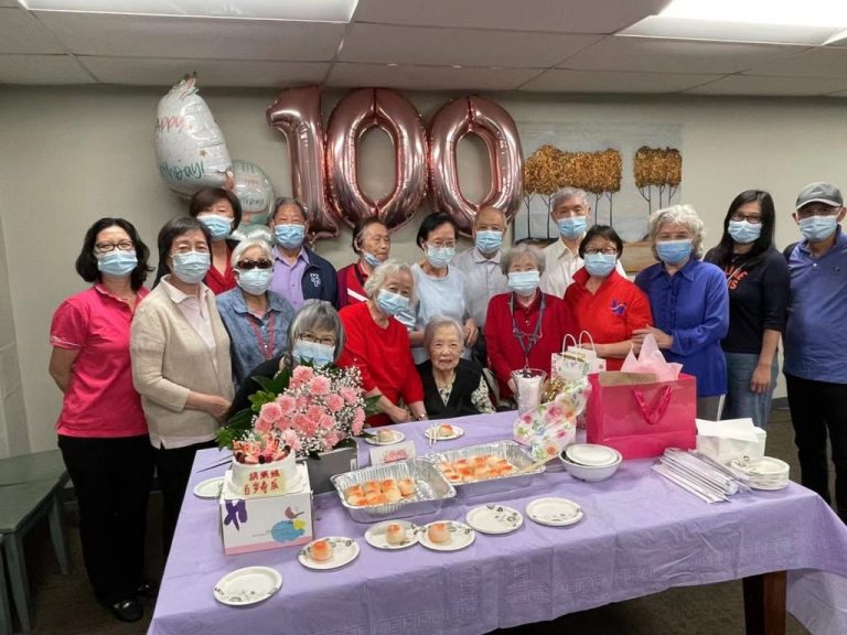 Happy 100th Birthday Hu Yonju!